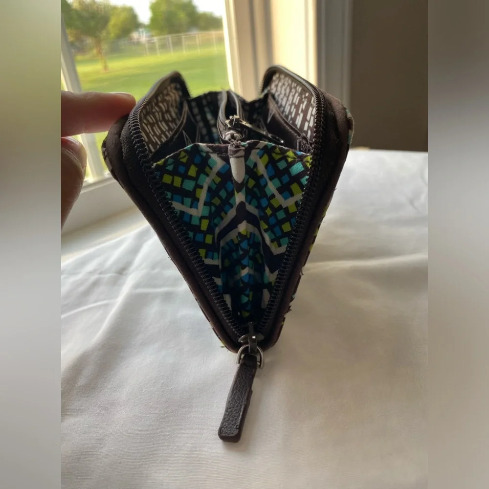 Vera Bradley Wallet Wristlet in the Retired Rain Forest pattern